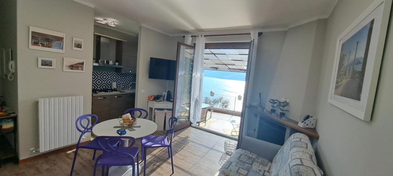 Dream Lake Panorama, Garage In The Center Of Varenna Exterior photo